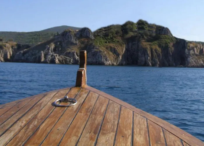 Croatia * سريما