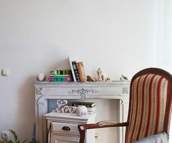 Croatia * سريما